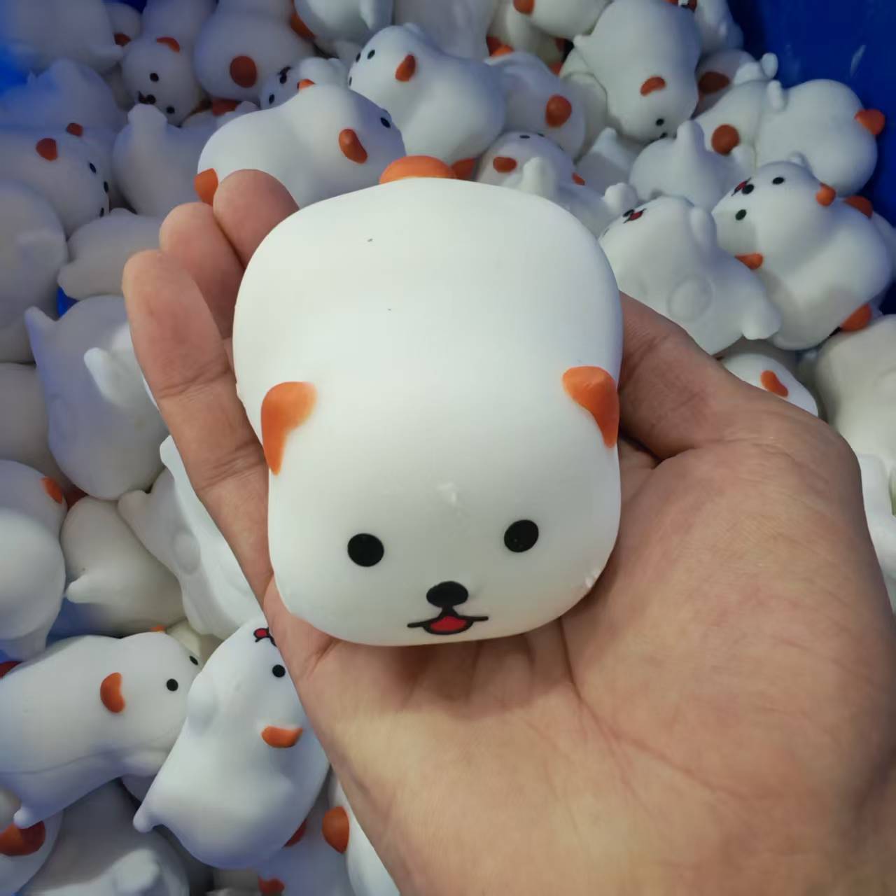 Mainan Pemecah Stres Berbentuk - Interactive Squeaky Plush Dog Toy ulasan dan harga